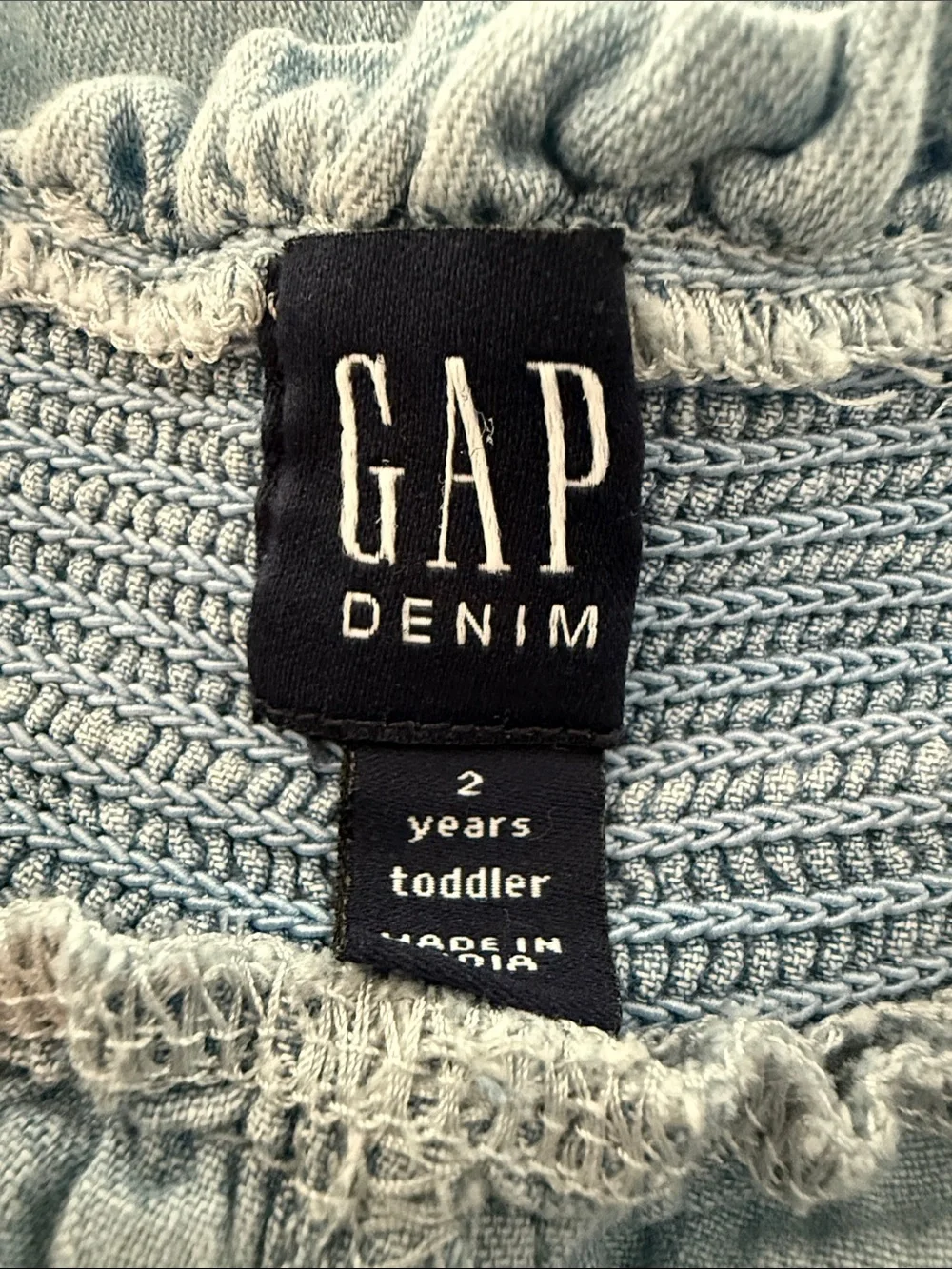 Gap Kids toddler light blue denim chambray smocked one piece jumpsuit sz 2